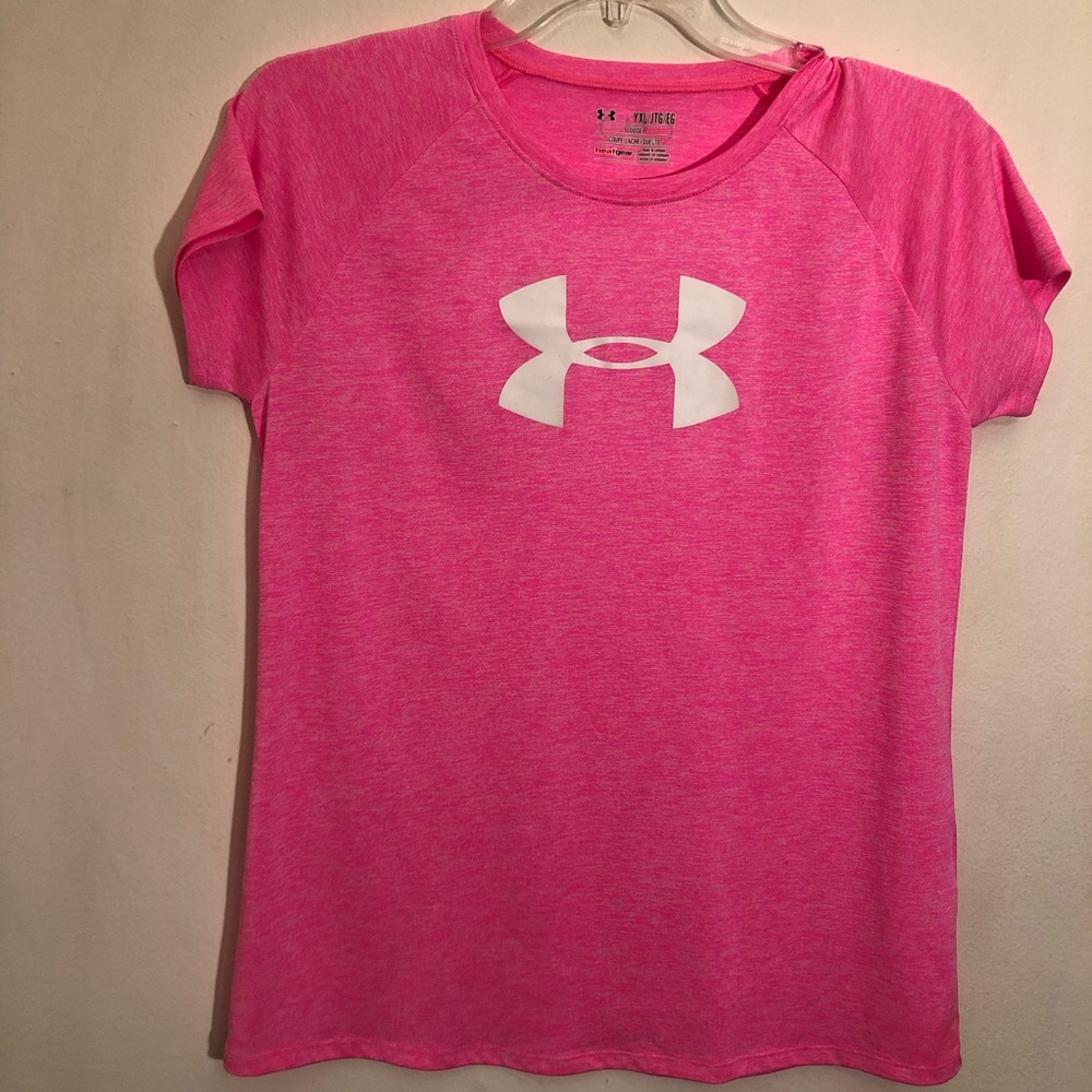 Girls youth loose heat gear  under armour shirt size YXL